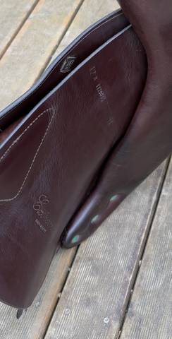 Sella da salto ostacoli Equipe  17" - 2015