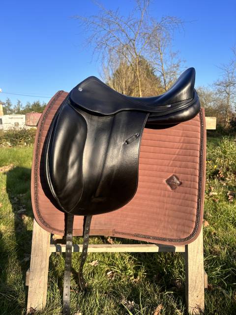 Sella da dressage Hermès Corlandus 17.5" - 2011