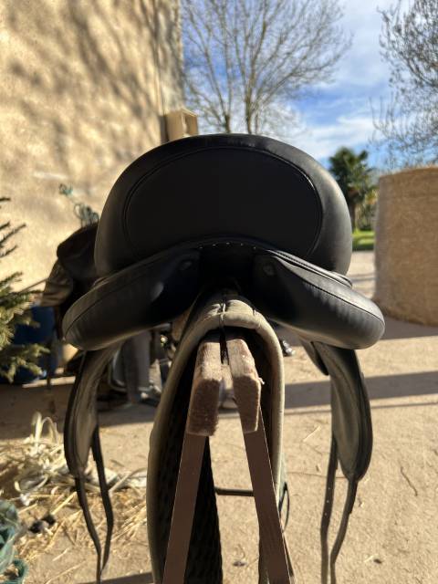 Sella da dressage Devoucoux  18" - 2018