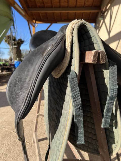 Sella da dressage Devoucoux  18" - 2018