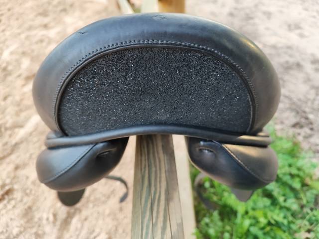 Sella da dressage Childeric  17.5" - 2016