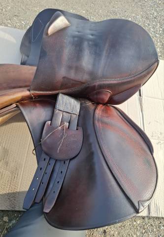 Sella da salto ostacoli Antarès  17" - 2013