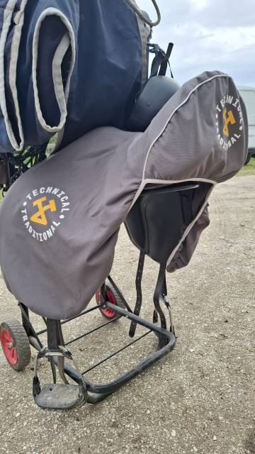 Sella da dressage TdeT  17.5" - 2024