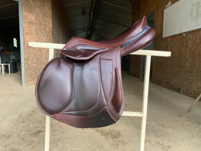 Sella da salto ostacoli Devoucoux Chiberta enara 17.5" - 2023