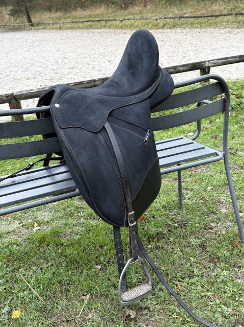 Sella da dressage Wintec  16.5" - 2018