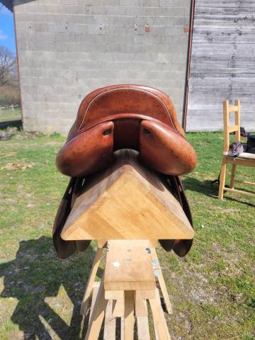 Sella da salto ostacoli Hervé Godignon  17.5" - 2005