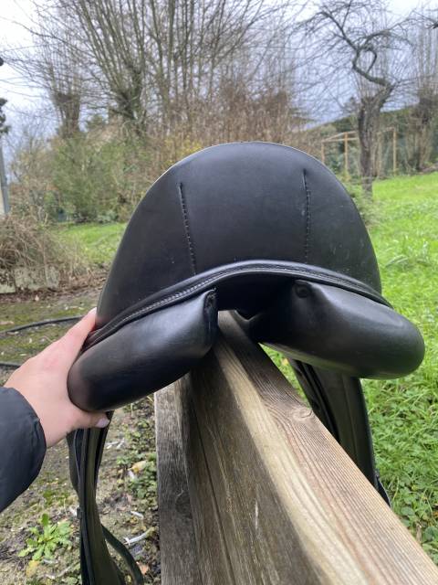 Sella da dressage  Artisan 18" - 2020