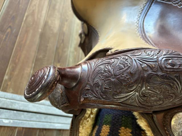 Sella western   16" - 2017