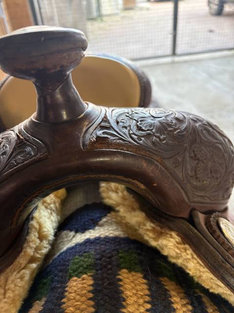 Sella western   16" - 2017