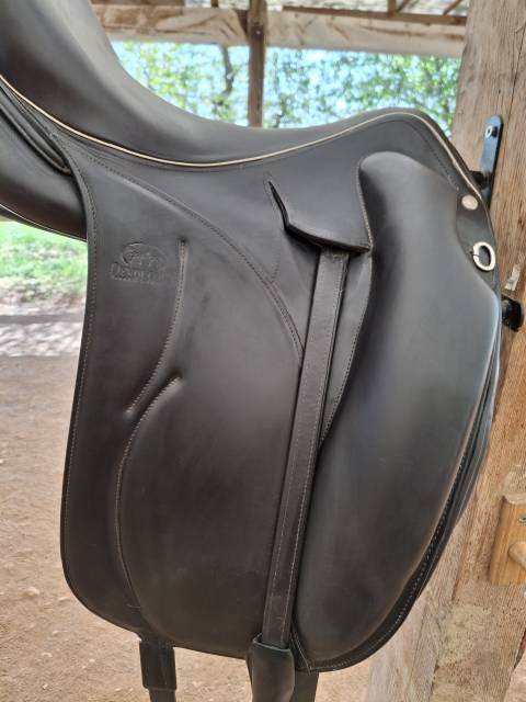 Sella da dressage Devoucoux  17.5" - 2015