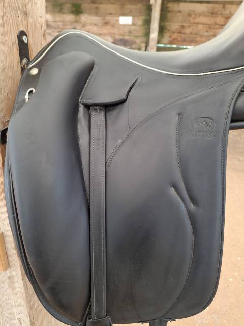 Sella da dressage Devoucoux  17.5" - 2015