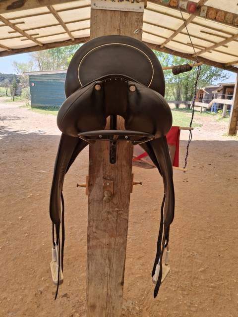 Sella da dressage Devoucoux  17.5" - 2015