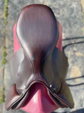 Sella da salto ostacoli Butet  17.5" - 2024