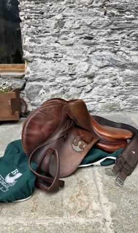 Sella da salto ostacoli Delgrange  17.5" - 2008