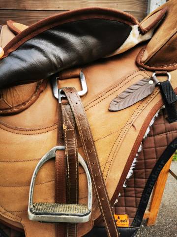 Sella da trekking Barefoot   16" - 2006