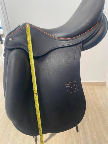 Sella da dressage Childeric  17" - 2022