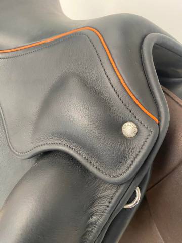 Sella da dressage Childeric  17" - 2022