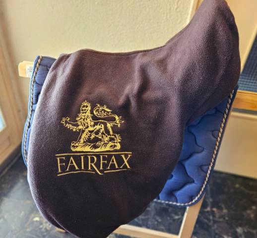 Sella da dressage Fairfax  17.5" - 2019