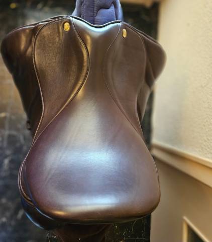 Sella da dressage Fairfax  17.5" - 2019