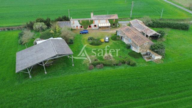Azienda agricola In vendita Deux-Sèvres
