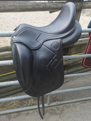 Sella da dressage Antarès  17.5" - 2019