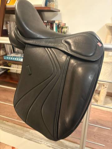 Sella da dressage   17.5" - 2024
