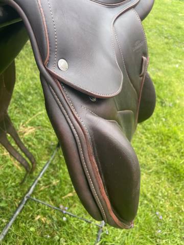 Sella da salto ostacoli Devoucoux chiberta S 17" - 2022