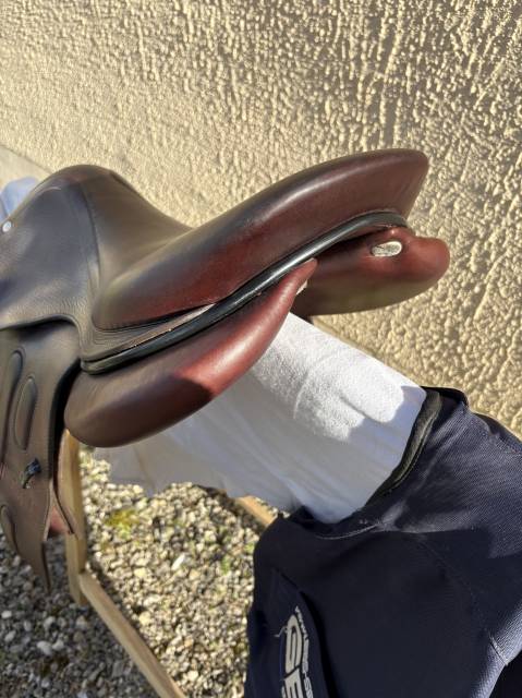 Sella da salto ostacoli GBS  18" - 2019