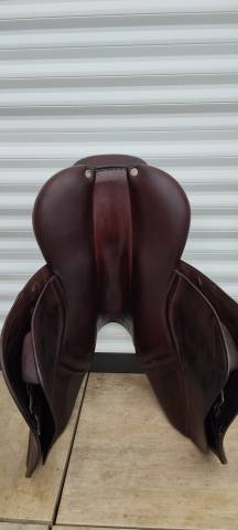 Sella da salto ostacoli CWD  18" - 2016