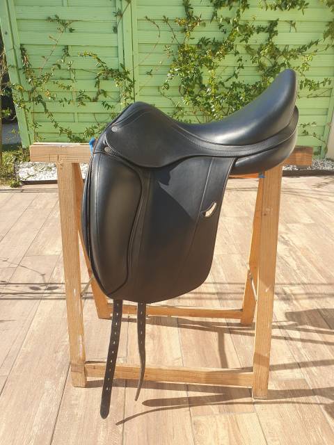 Sella da dressage Equipe  17.5" - 2016