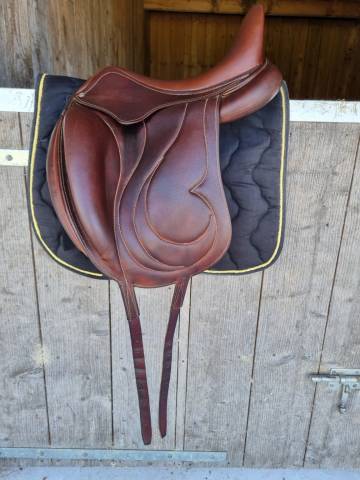 Sella da dressage Antarès  17.5" - 2017