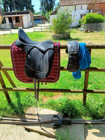 Sella da dressage Wintec  17.5" - 2020