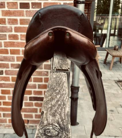 Sella da dressage Devoucoux  17" - 2007