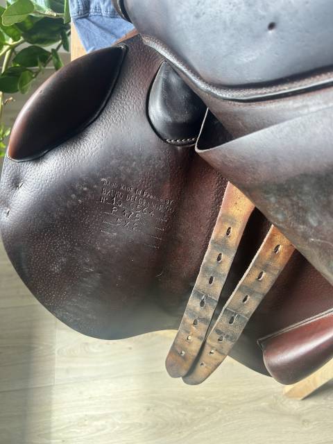 Sella da salto ostacoli Delgrange  17.5" - 2010