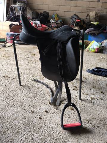 Sella da dressage Wintec  16.5" - 2018
