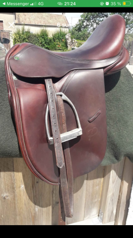 Sella da dressage Privilège Equitation  17.5" - 2020