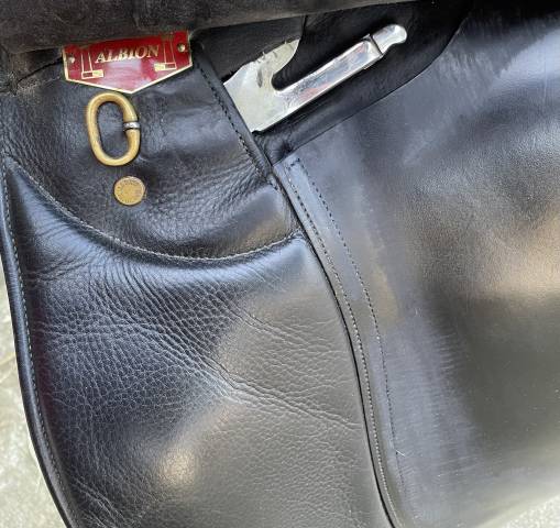Sella da dressage Albion  17.5" - 2021