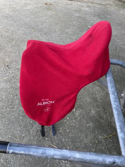 Sella da dressage Albion  17.5" - 2021