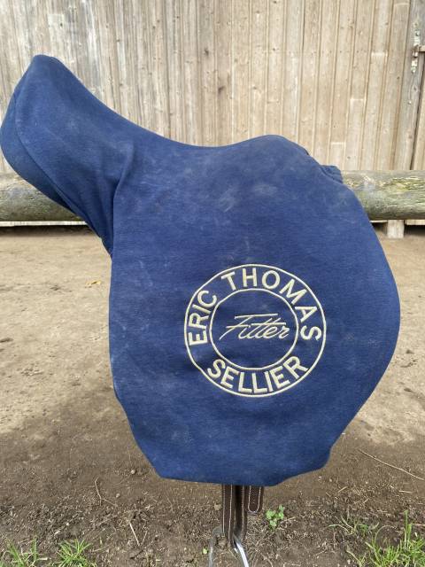 Sella da salto ostacoli Eric Thomas  17.5" - 2024