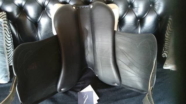 Sella da dressage Antar&egrave;s Cadence 18" - 2025