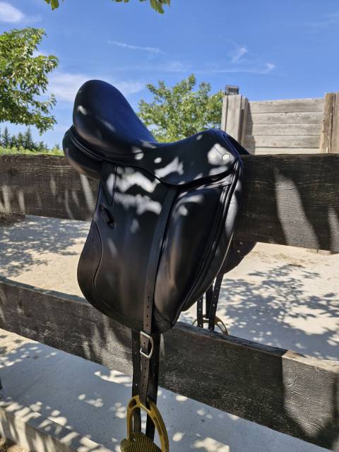 Sella da dressage CWD  17.5" - 2019