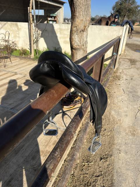 Sella da salto ostacoli Devoucoux  17" - 2021