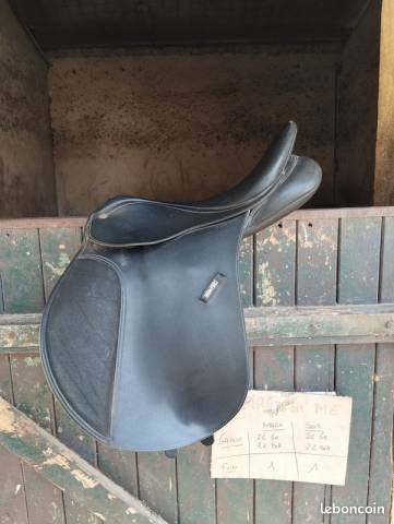 Sella mista Wintec  17.5" - 2023