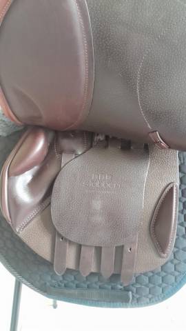 Sella da salto ostacoli Stubben  17.5" - 2025