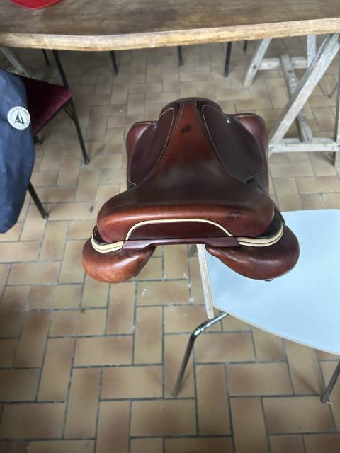 Sella da salto ostacoli CWD  17.5" - 2021