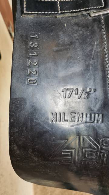 Sella da dressage Zaldi  17.5" - 2013