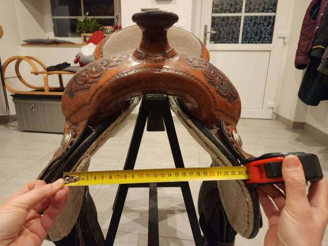 Sella western   15.5" - 2015