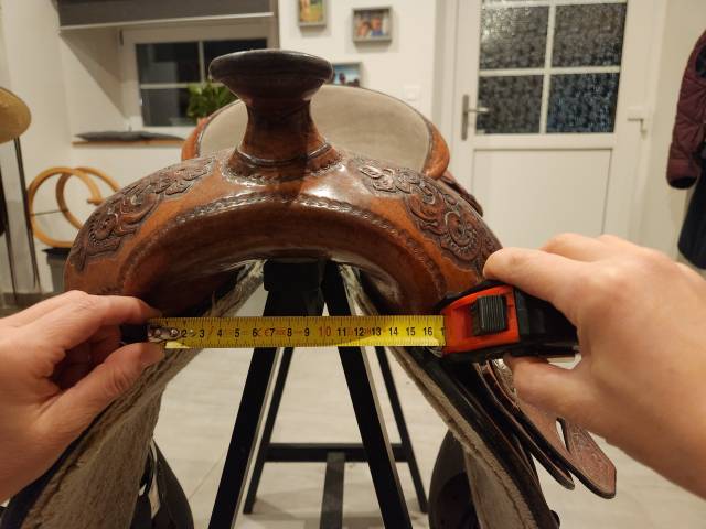 Sella western   15.5" - 2015