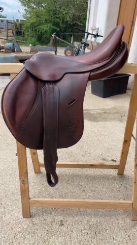 Sella da salto ostacoli Forestier  16.5" - 2014
