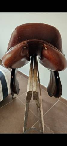 Sella da salto ostacoli Antarès  18" - 2005